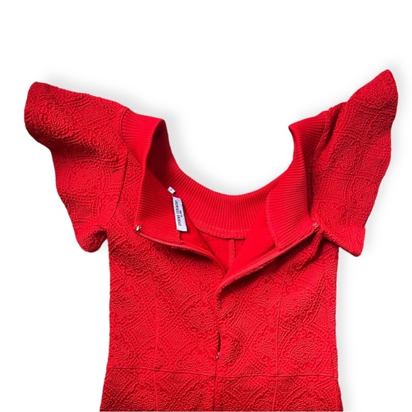 Opening Ceremony Embossed Sheath Tulip Dress in Red, sz Small - Picture 11 of 16